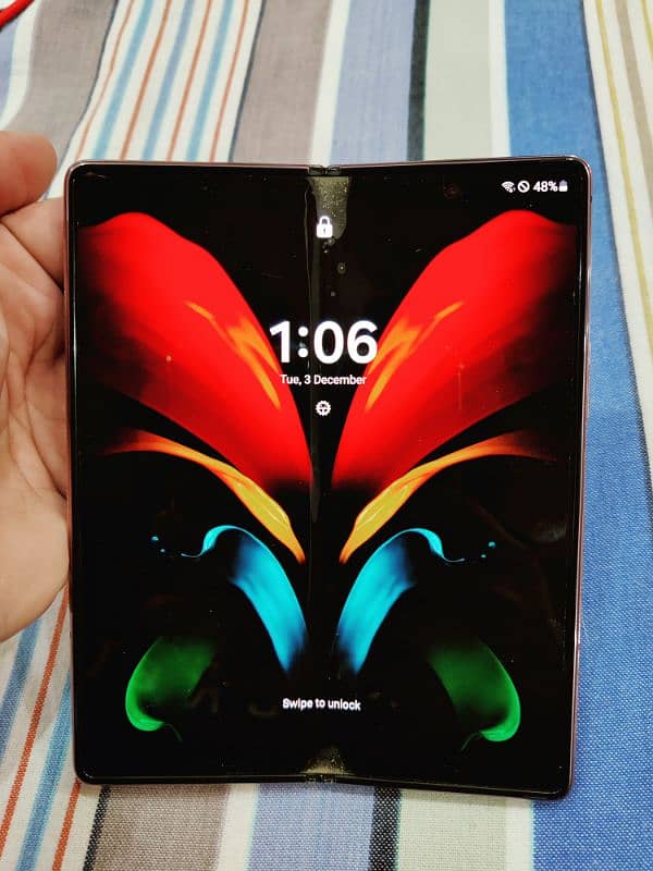 Samsung Galaxy Z Fold 2 4