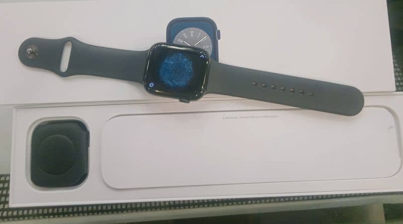 Iphone watch series 8 for sale WhatsApp number hai 03290771880 0