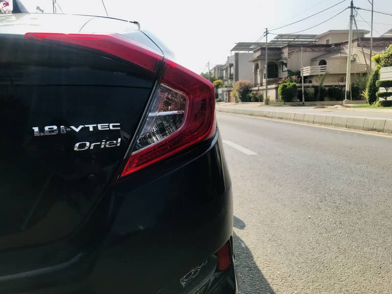 Honda Civic Oriel 1.8 I-VTEC 2019 8