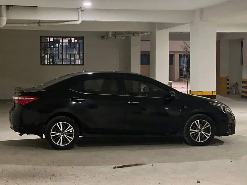 Toyota Altis Grande 2014 4