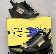 LIKENEW!(FlYLondon)shoes for sale6 month used