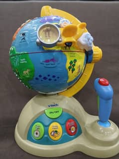 VTech fly and learn globe.