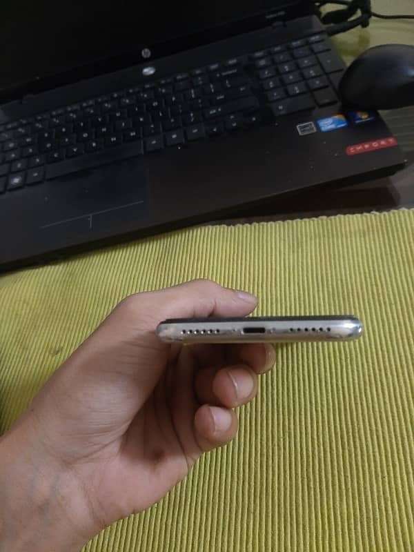 IphoneX white PTA approved 1