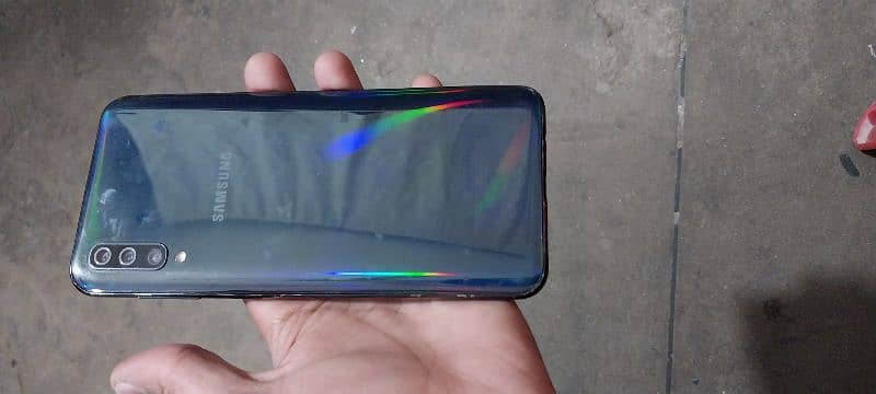 Samsung Galaxy A50 1