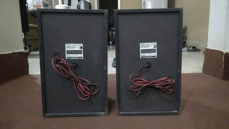 Sony amplifier and speakers set 4