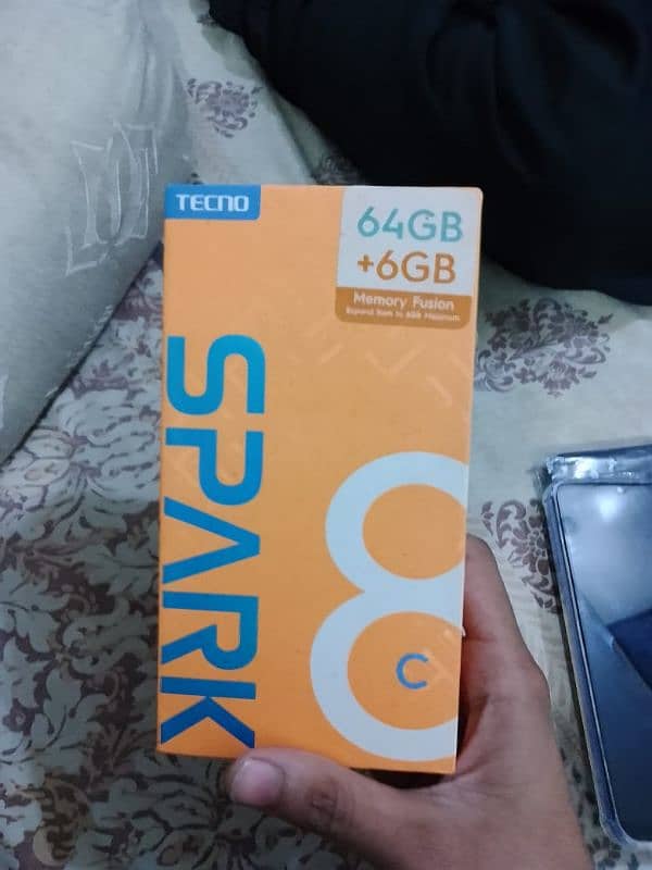 Tecno Spark 8C just open box 7