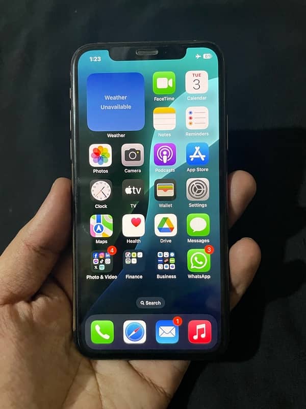 Iphone XS 256gb Official PTA Approved 1