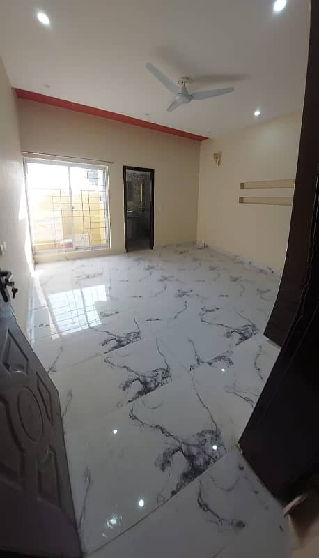 Brand new luxurious house is available for rent 4