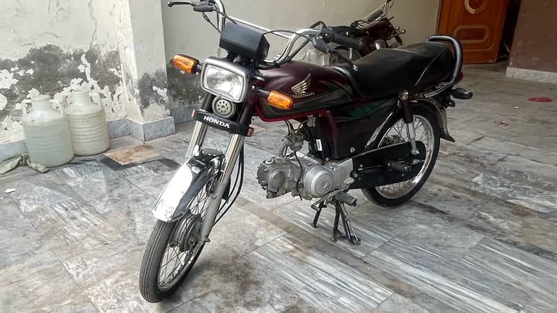 Honda CD 70 5