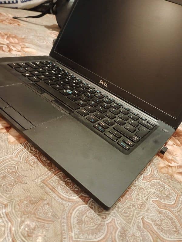 laptop for sale 7490 brand new condition 2