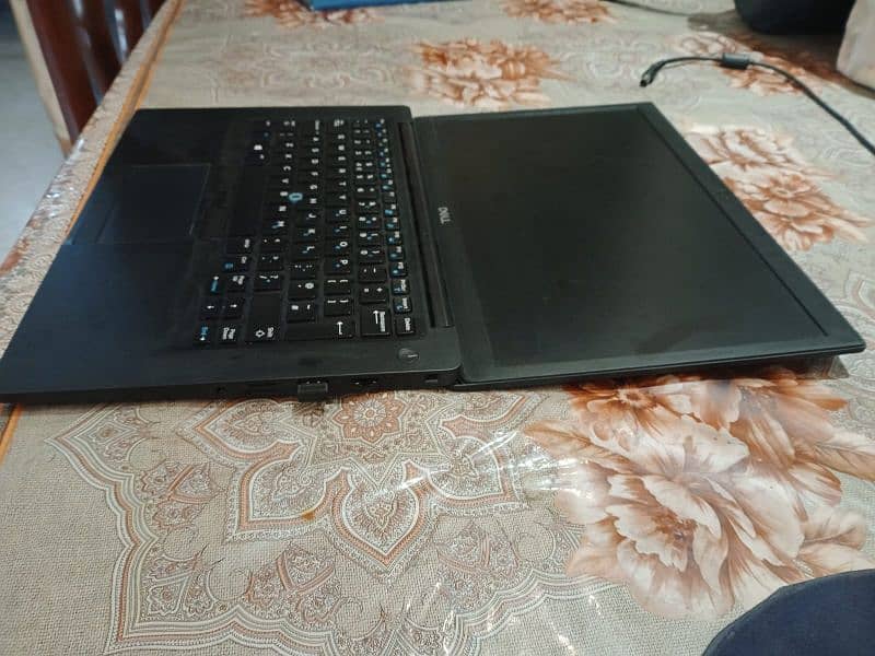 laptop for sale 7490 brand new condition 4