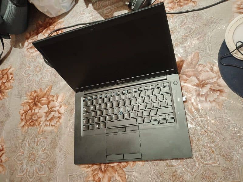 laptop for sale 7490 brand new condition 5