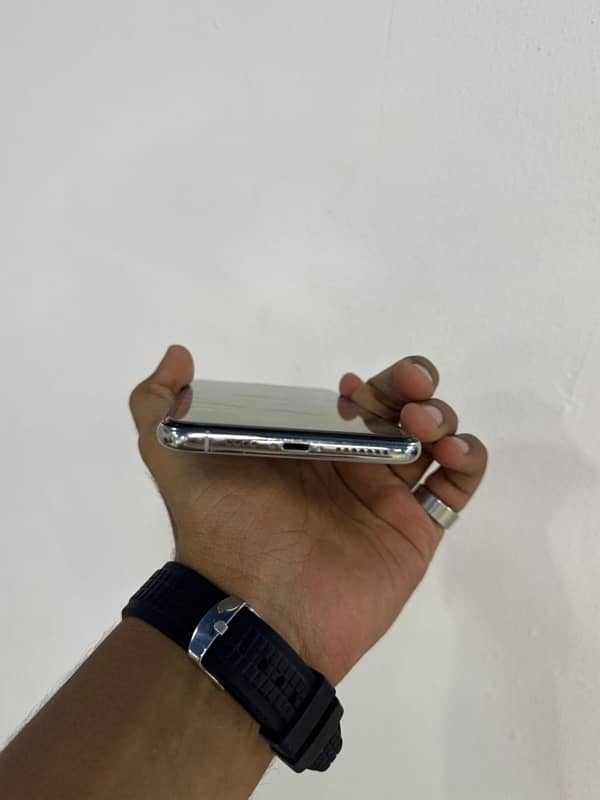 iphone xs max non pta 2/4 months sim working 5