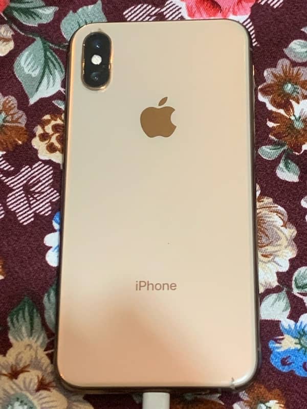 iPhone XS PTA APPROVED 64GB Golden Colour 0