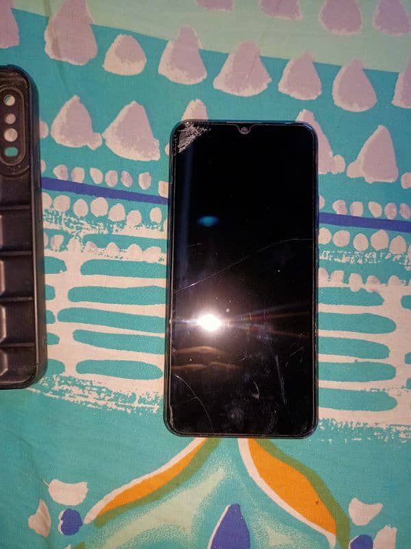 Vivo Y12  4/64 sealed set for sell 12