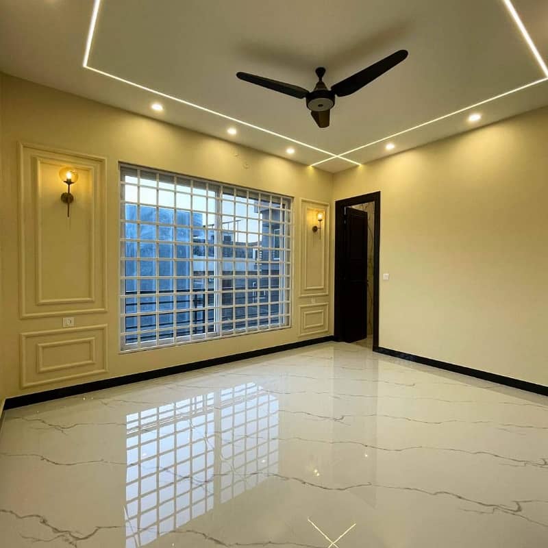 1 bed Luxury Family Furnished Apartment hot location bahria 19