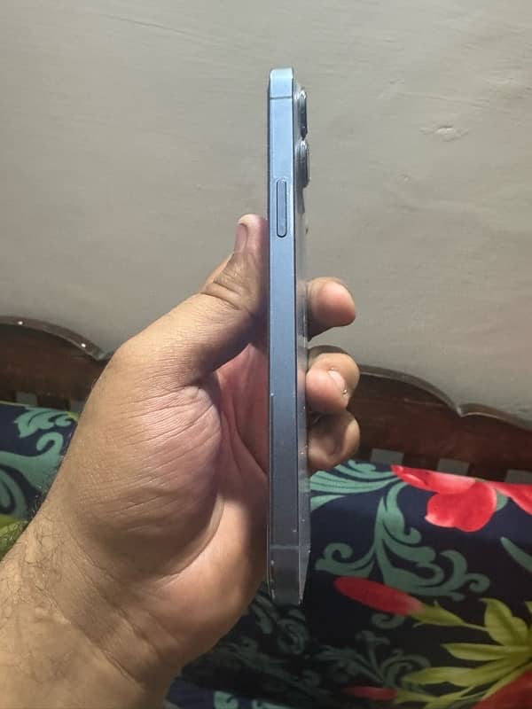 I phone 13 pro max 256 PTA approved physical dual sim 10/10 condition 5