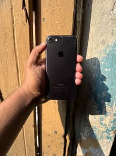 urgent sale I phone 7 black colour pta approved 03179937667