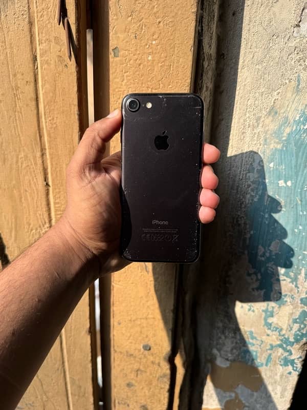 urgent sale I phone 7 black colour pta approved 03179937667 0