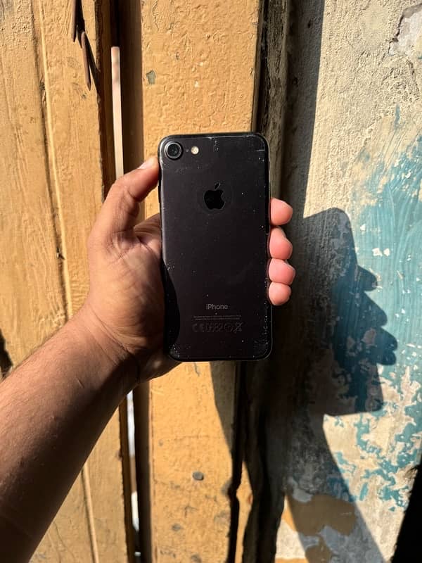 urgent sale I phone 7 black colour pta approved 03179937667 1