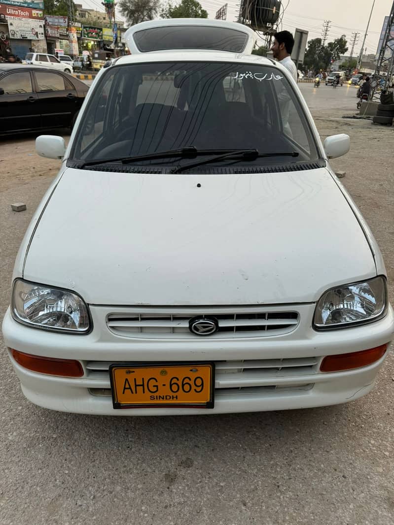 Daihatsu Cuore 2004 1