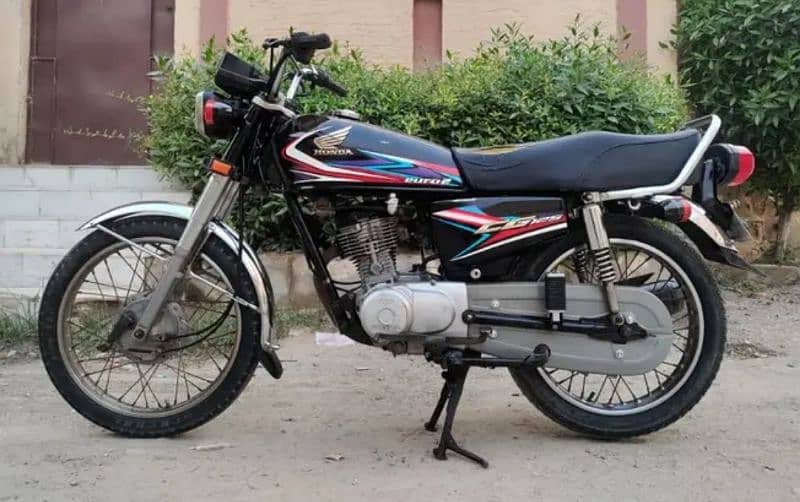 Honda cg125 2019 karachi 4