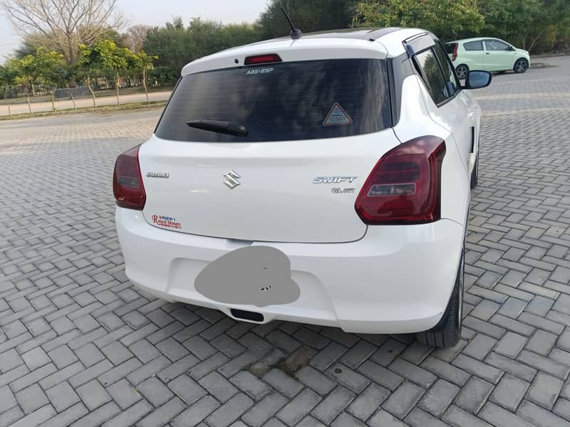 Suzuki Swift 2022 gl cvt 4