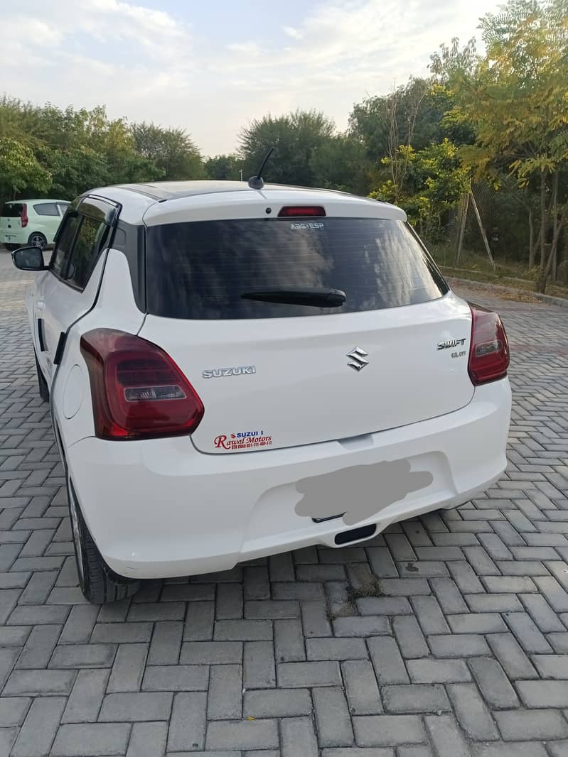 Suzuki Swift 2022 gl cvt 7