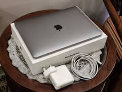 MacBook