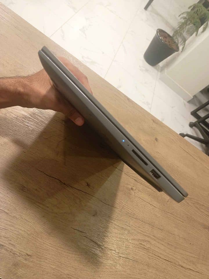 Lenovo IdeaPad Slim 3 Core i5 13th Generation 0