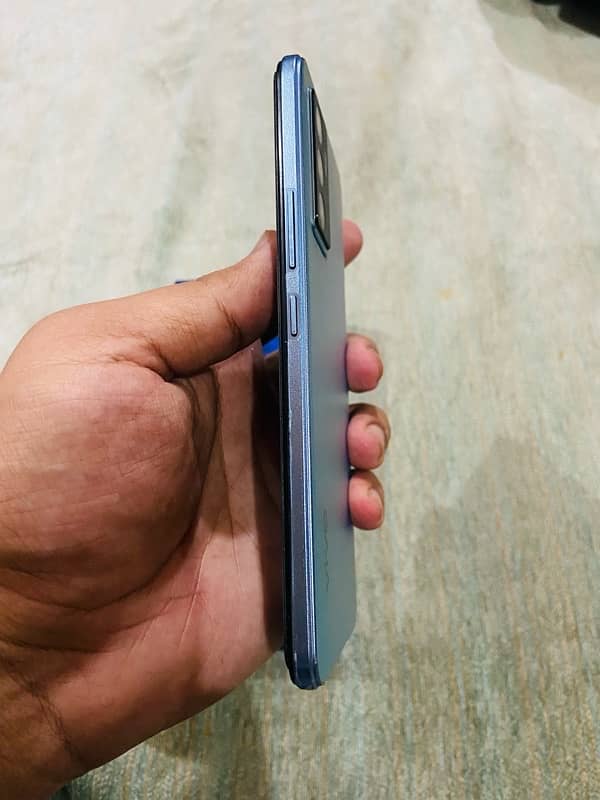 Vivo v23e 4