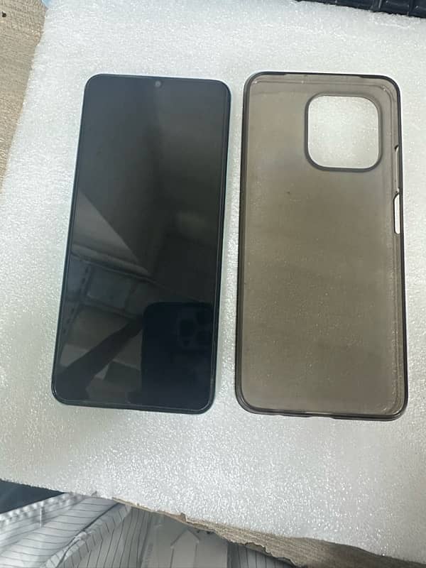 Realme C51  4+4gb 128gb 2