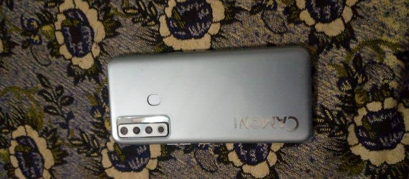 Techno camon for sale 4