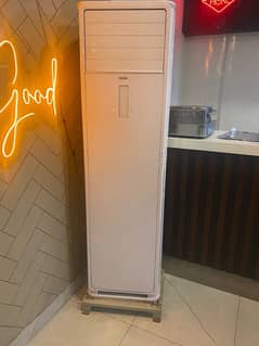 2 Ton Cabinet AC for urgent sale