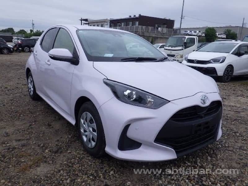 Toyota Yaris  2021 G Package 20K km only 2024 Import 2022 vitz 9