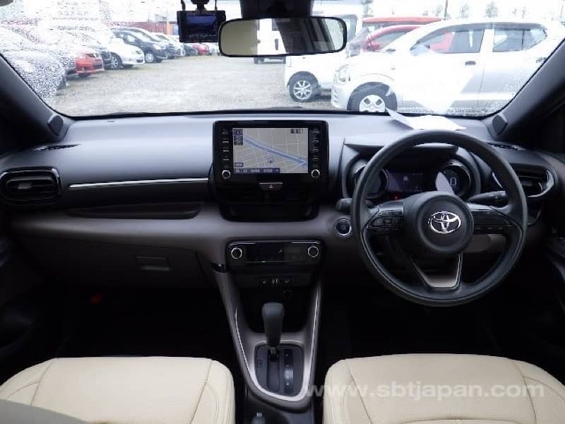 Toyota Yaris  2021 G Package 20K km only 2024 Import 2022 vitz 13