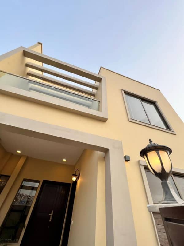 125gz Brand New Villa Available For Rent In Ali Block BAHRIA Town Karachi 4