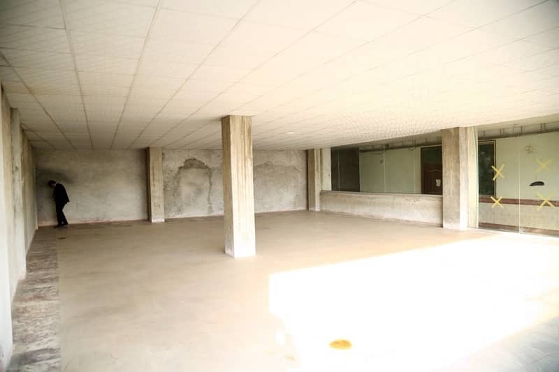 Prime Location Hall for Sale on Nishtar Road 7