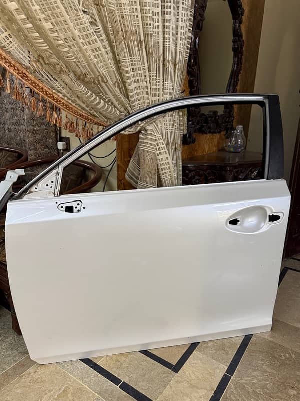 Lexus Ct200 Doors And Fender. 1