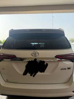 Toyota Fortuner V 2021