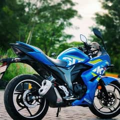 Suzuki Gixxer 150cc 2022 model Islamabad number lush condition