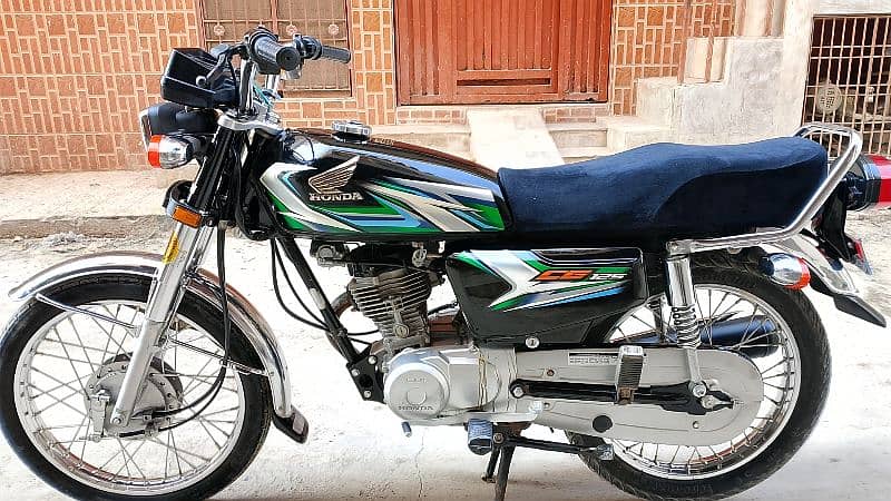 Honda 125*2023_9month ki serial hai 44 4