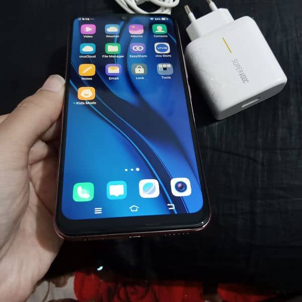 Vivo Y17 5