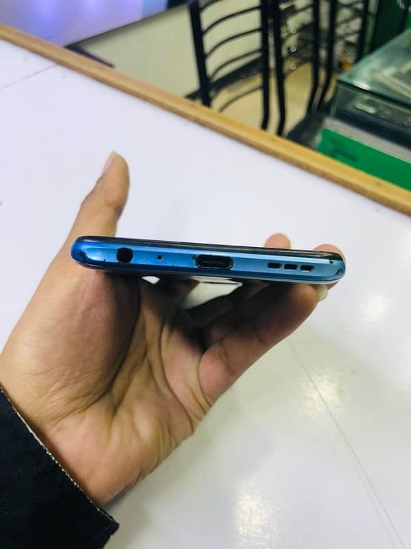 vivo y31 4/128gb pta approved 10/7condition 3