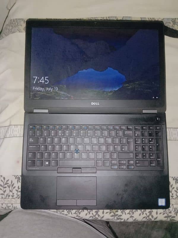 Dell laptop core i5 16GB Ram and 256GB SSD 1