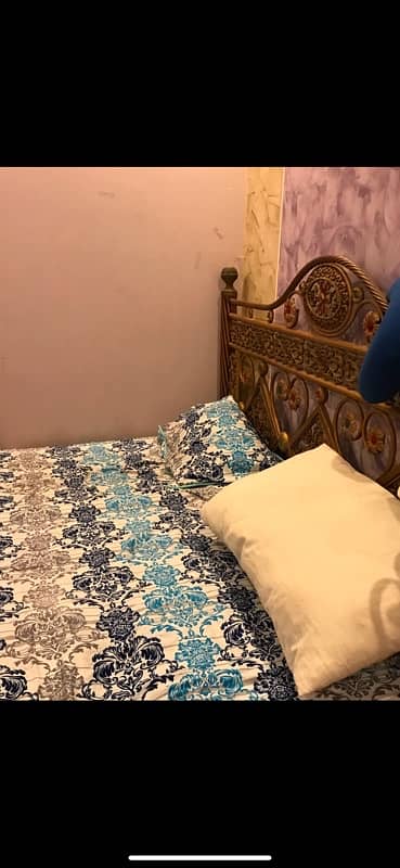 KING SIZE BED WITH MATTRESS 1