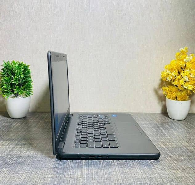 Dell Chromebook 14.1 inch  4gb /32gb 2