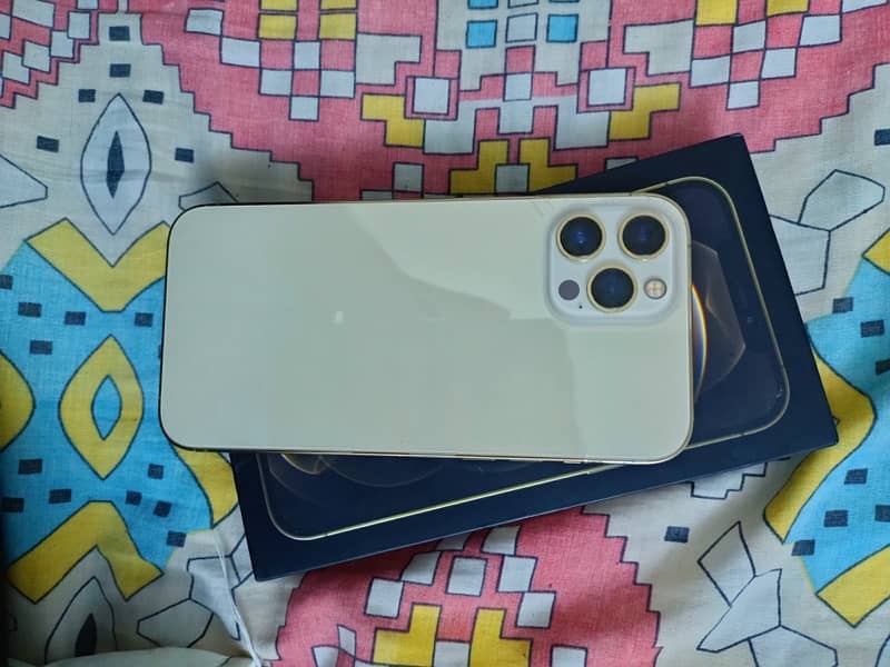 I phone 12 pro Max 256Gb Non Pta Factory Unlocked 3