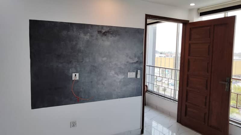 1 Bedroom Semi Furnished Flat For Rent In Bahria Town Lahore 6