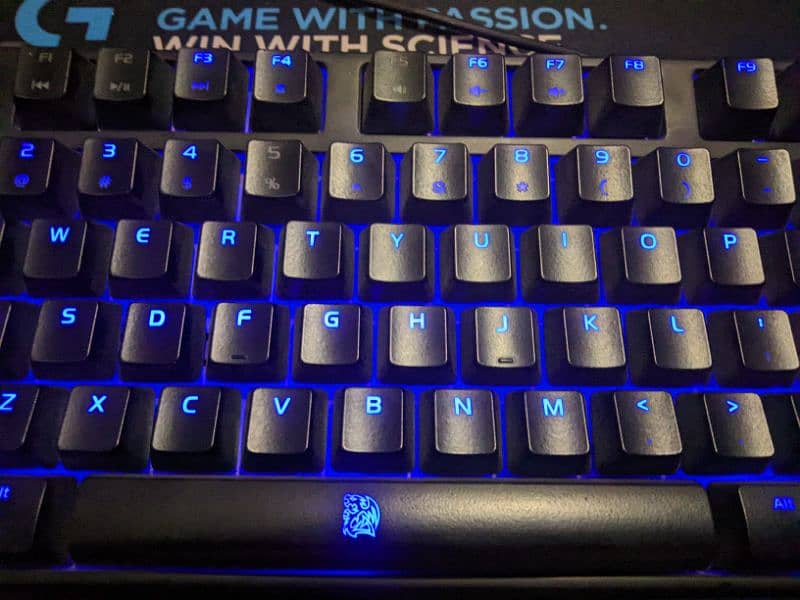 T dagger Poseidon Mechanical gaming keyboard 2